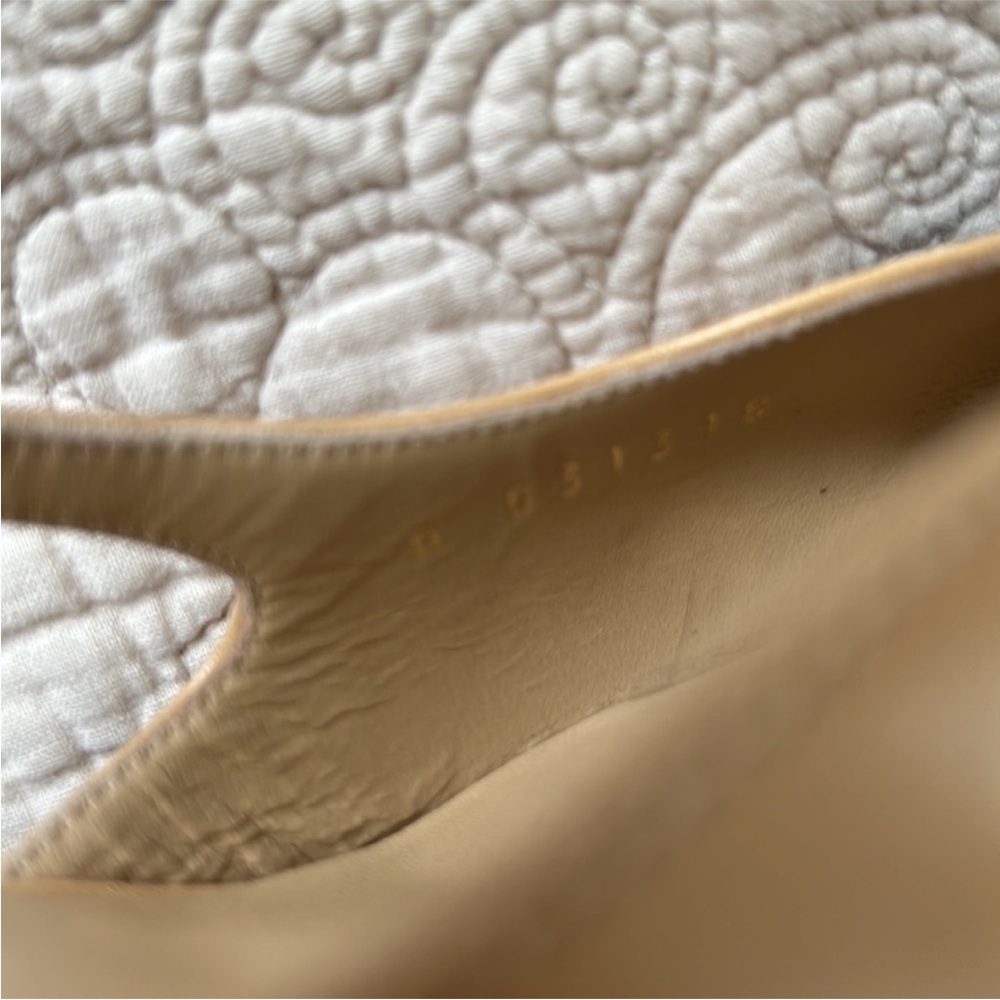 Chanel Women's Tan and Black Slingback Shoes - Picture 6 of 8